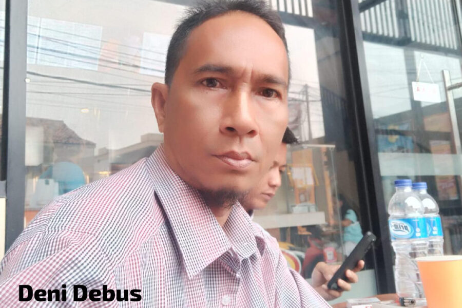 denidebus